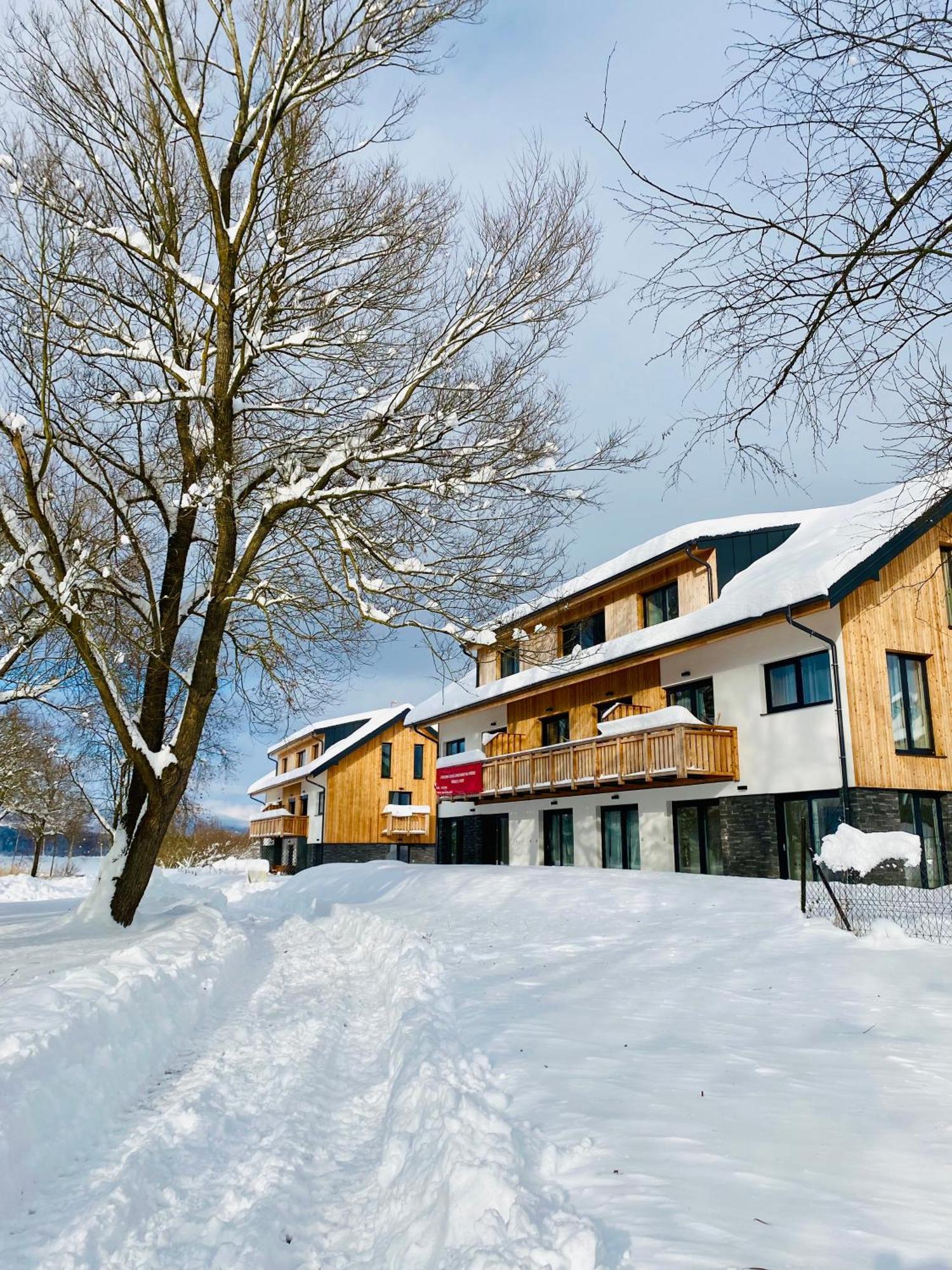 Apartman Na Brehu Lipna Černá v Pošumaví エクステリア 写真