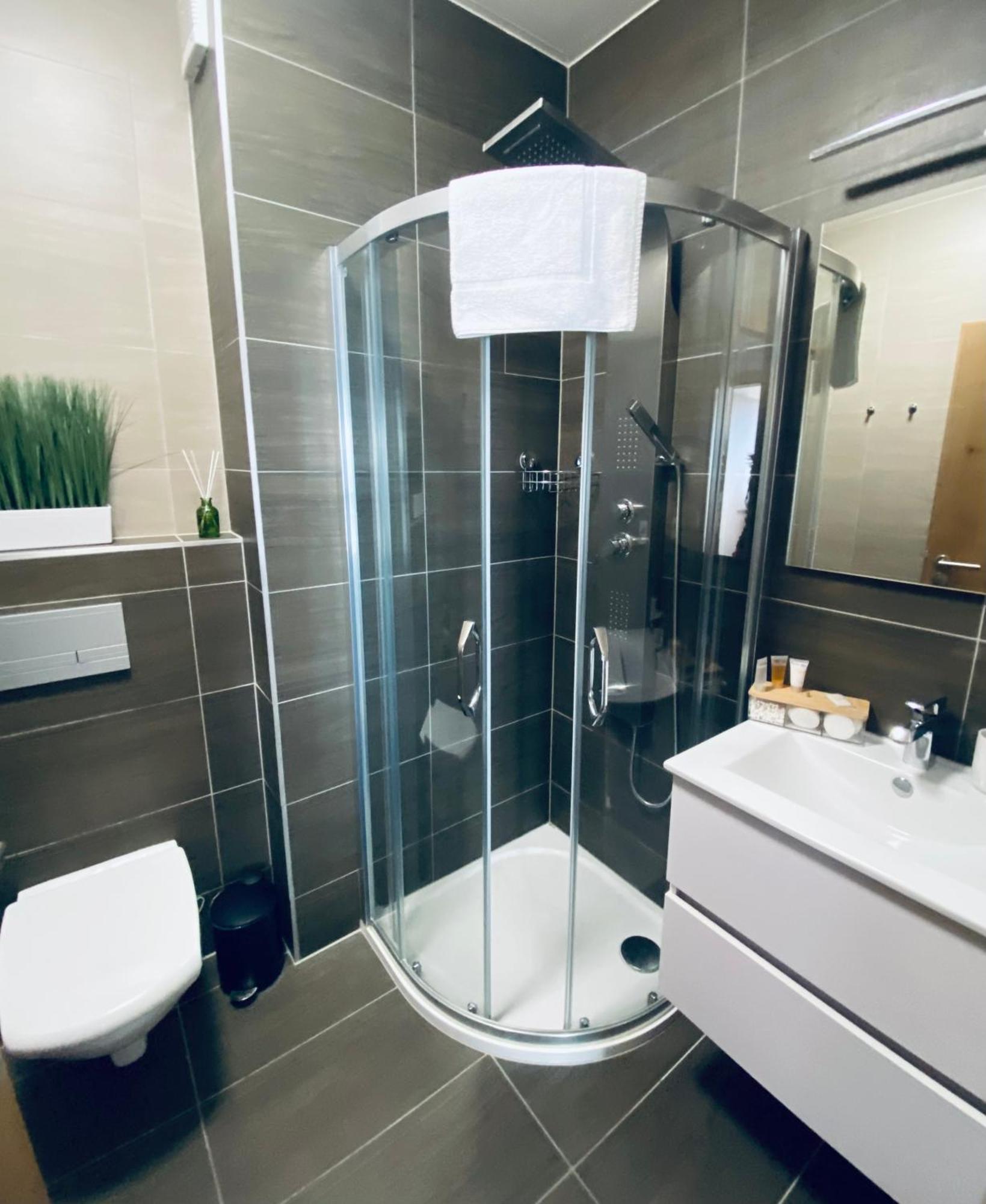 Apartman Na Brehu Lipna Černá v Pošumaví エクステリア 写真